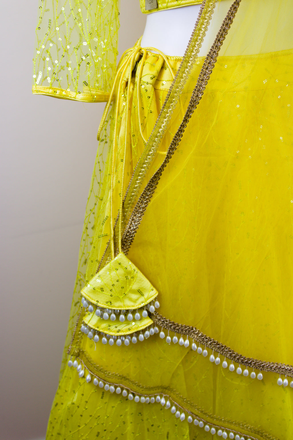 Yellow lelenga set